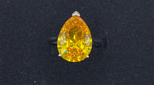 Load image into Gallery viewer, Simple Pear Bling Ring